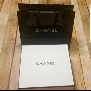 KEEPSAKE CHANEL GIFT BOX WITH FREE CHANEL BAG